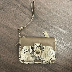 Express Wristlet